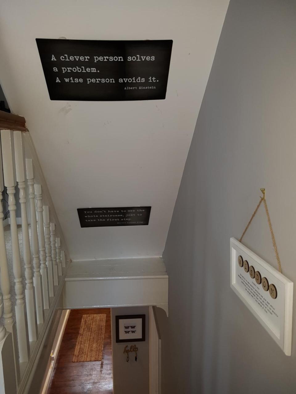 Slough Centre Townhouse With Driveway Parking For Up To Two Cars 아파트 외부 사진